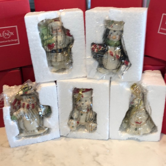 Set of 5 Lenox Christmas Ornaments - Picture 7 of 8